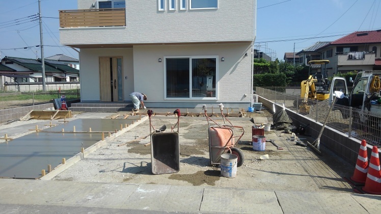 コンクリート工事_e0264523_16000994.jpg